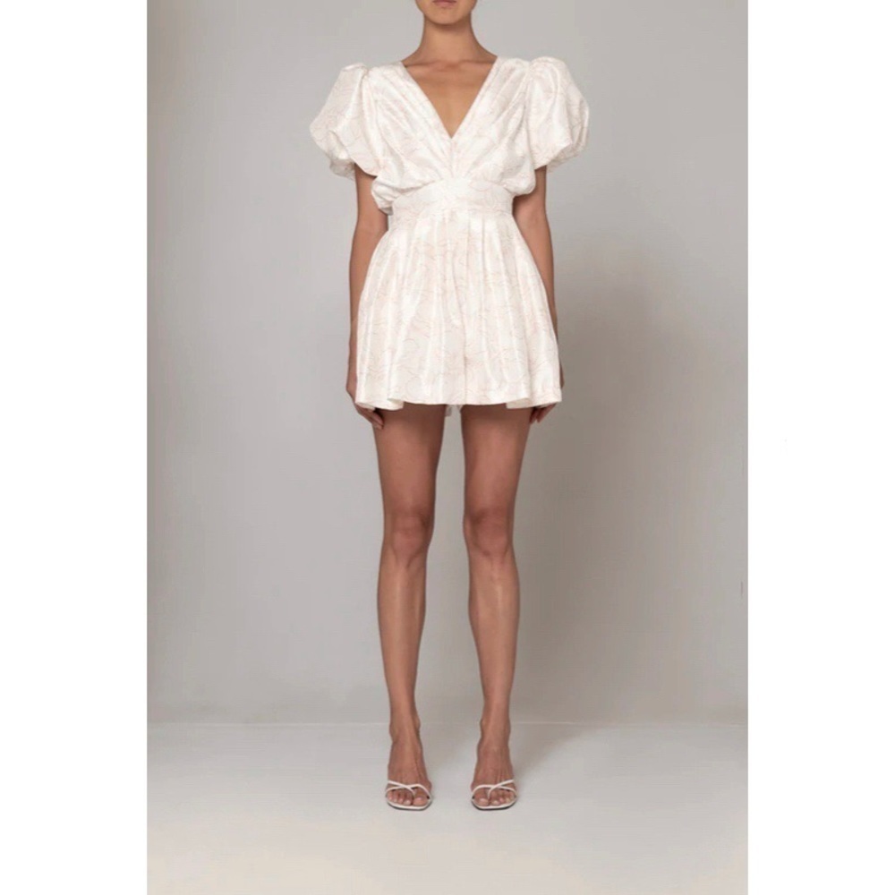 Boskemper Sakura romper in cherry blossom with puff sleeves